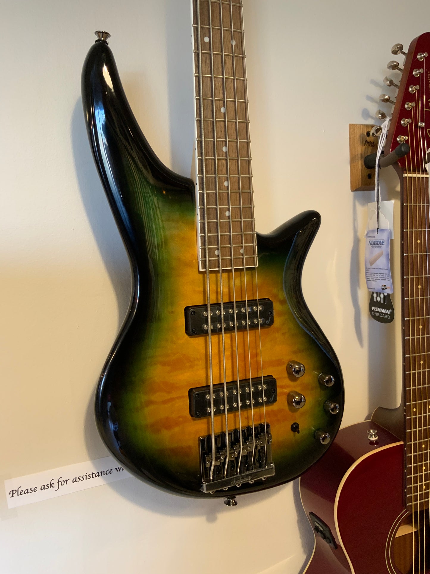Jackson JS3QV Spectra Bass - Alien Burst (used-near mint factory 2nd)