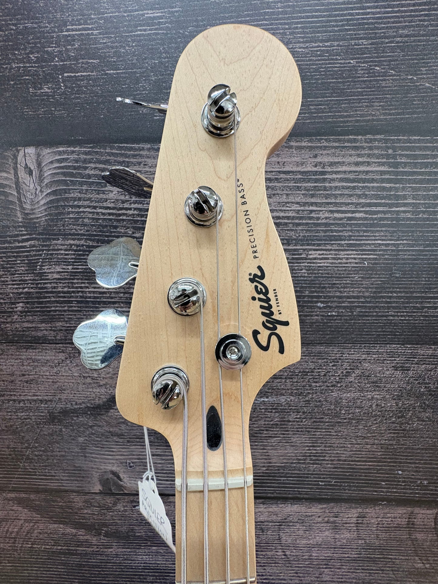 Squier Precision Bass