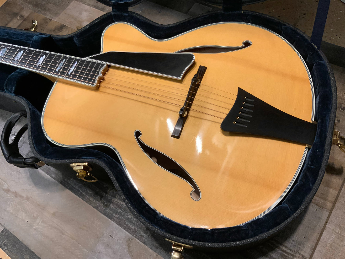 Collings AT-17 Archtop Guitar (used, excellent condition, 1992)