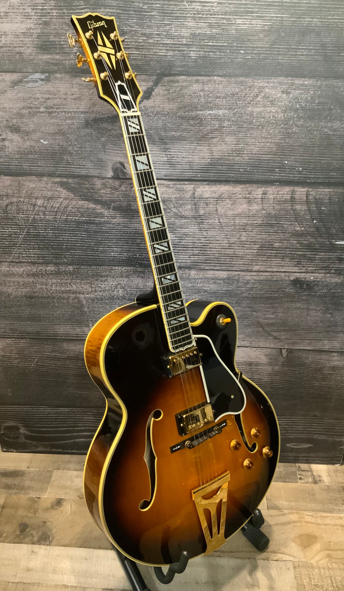 1992 Gibson Super 400 Archtop Guitar