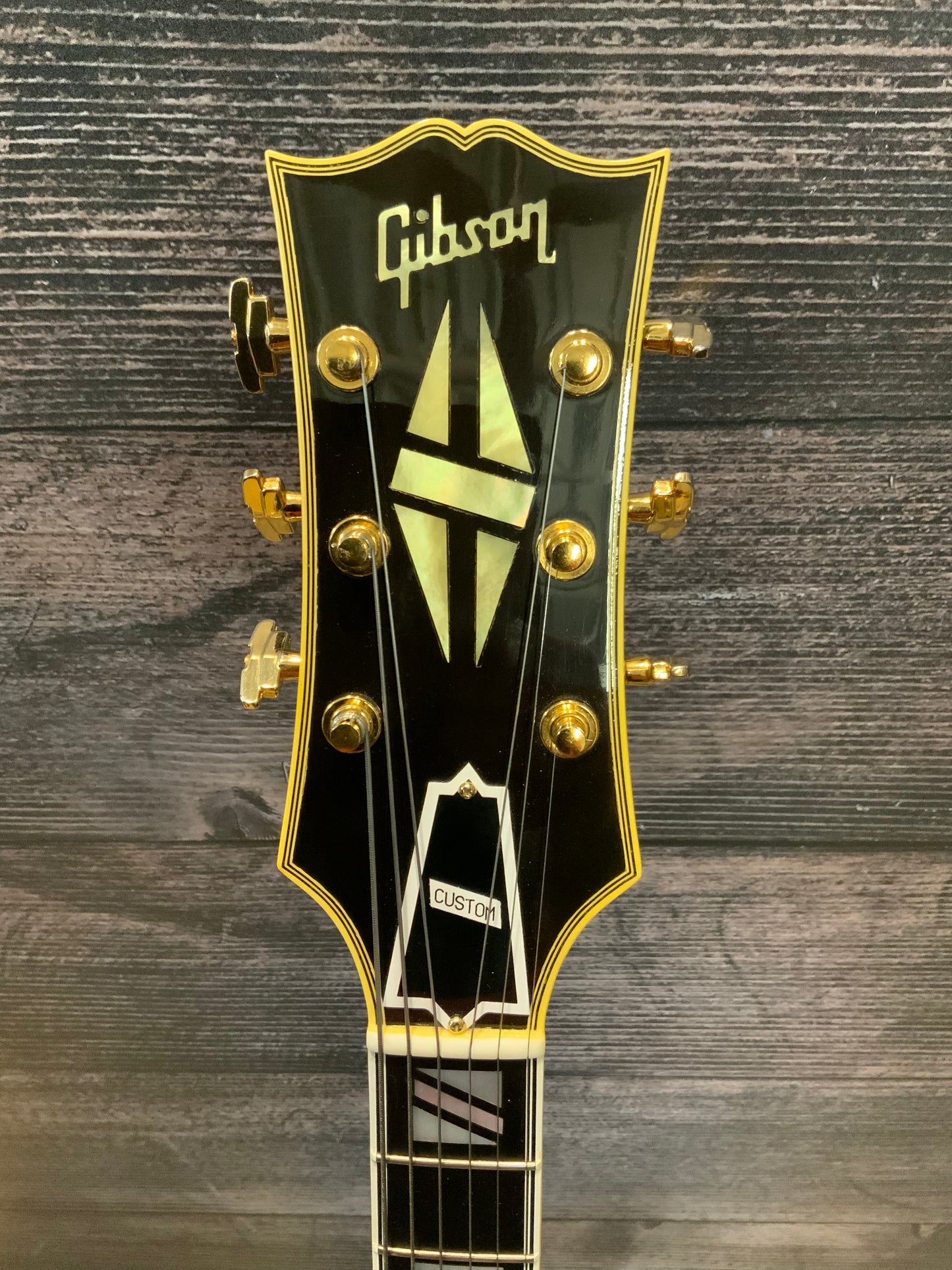 1992 Gibson Super 400 Archtop Guitar