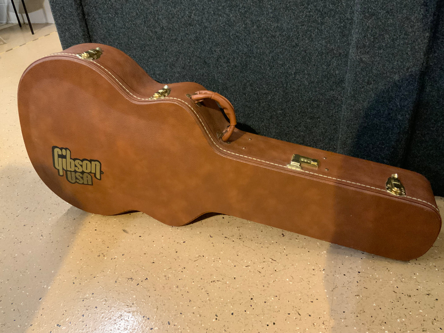 1992 Gibson Super 400 Archtop Guitar