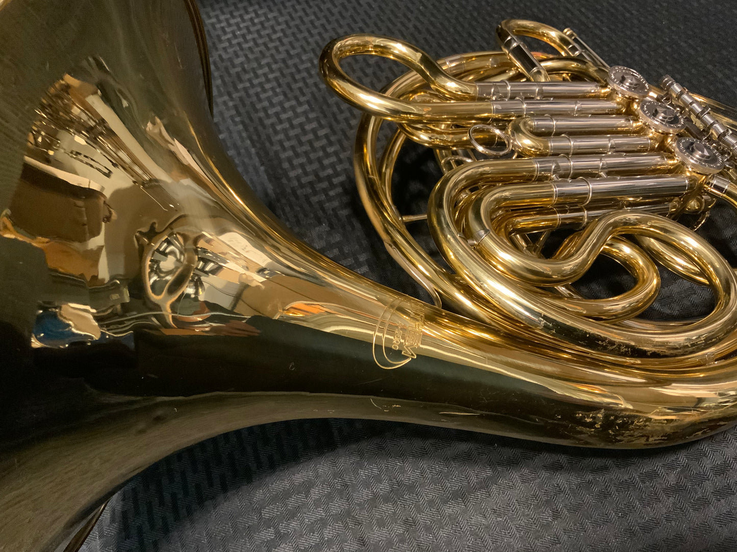 Anthem A-5000 Double French Horn (used, good condition)