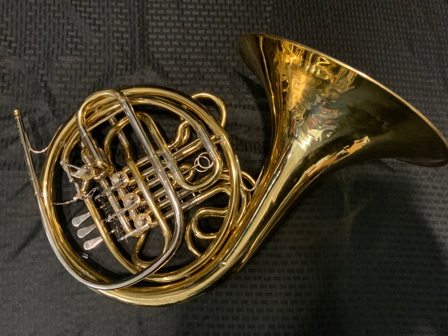 Anthem A-5000 Double French Horn (used, good condition)