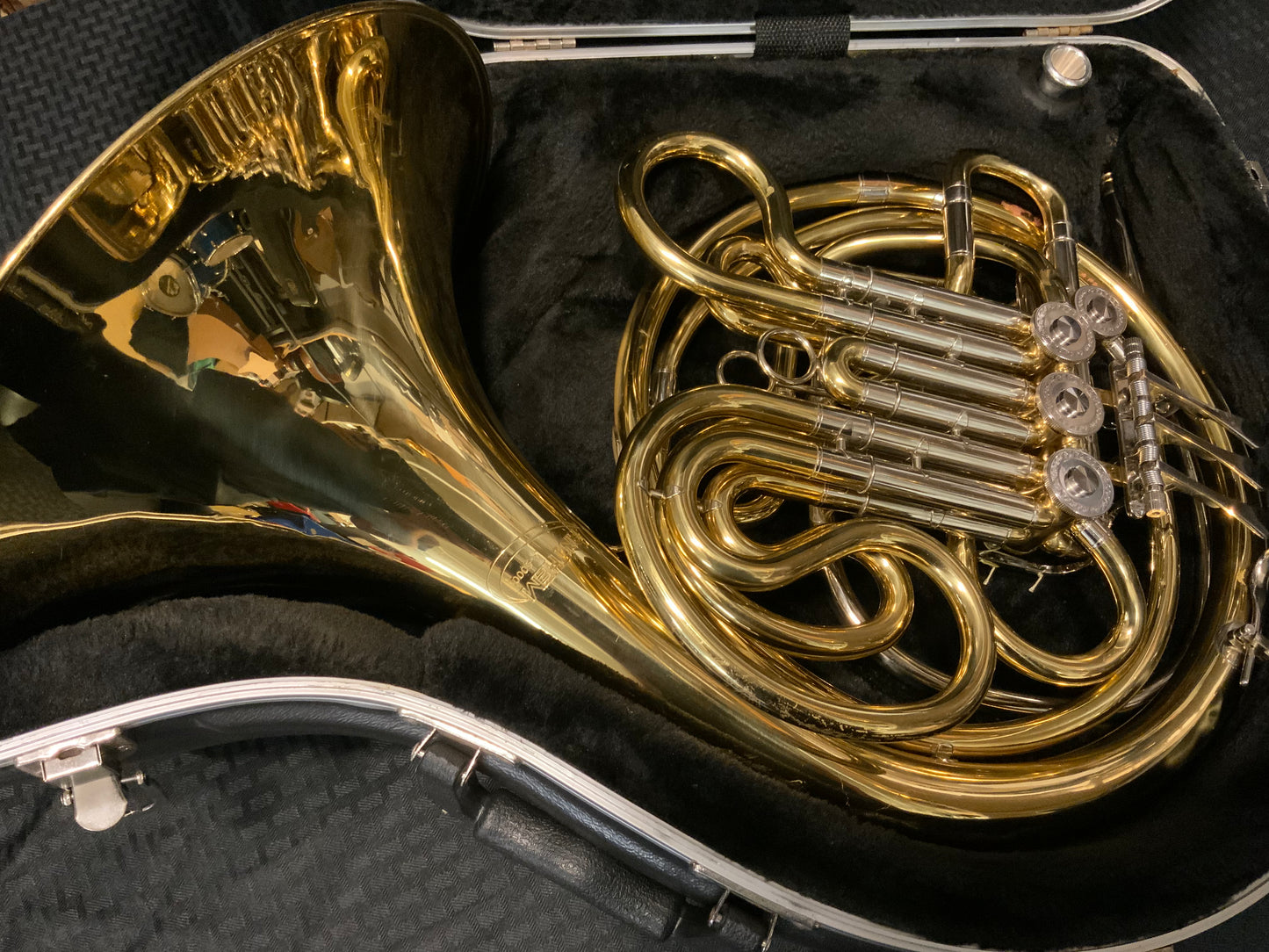 Anthem A-5000 Double French Horn (used, good condition)