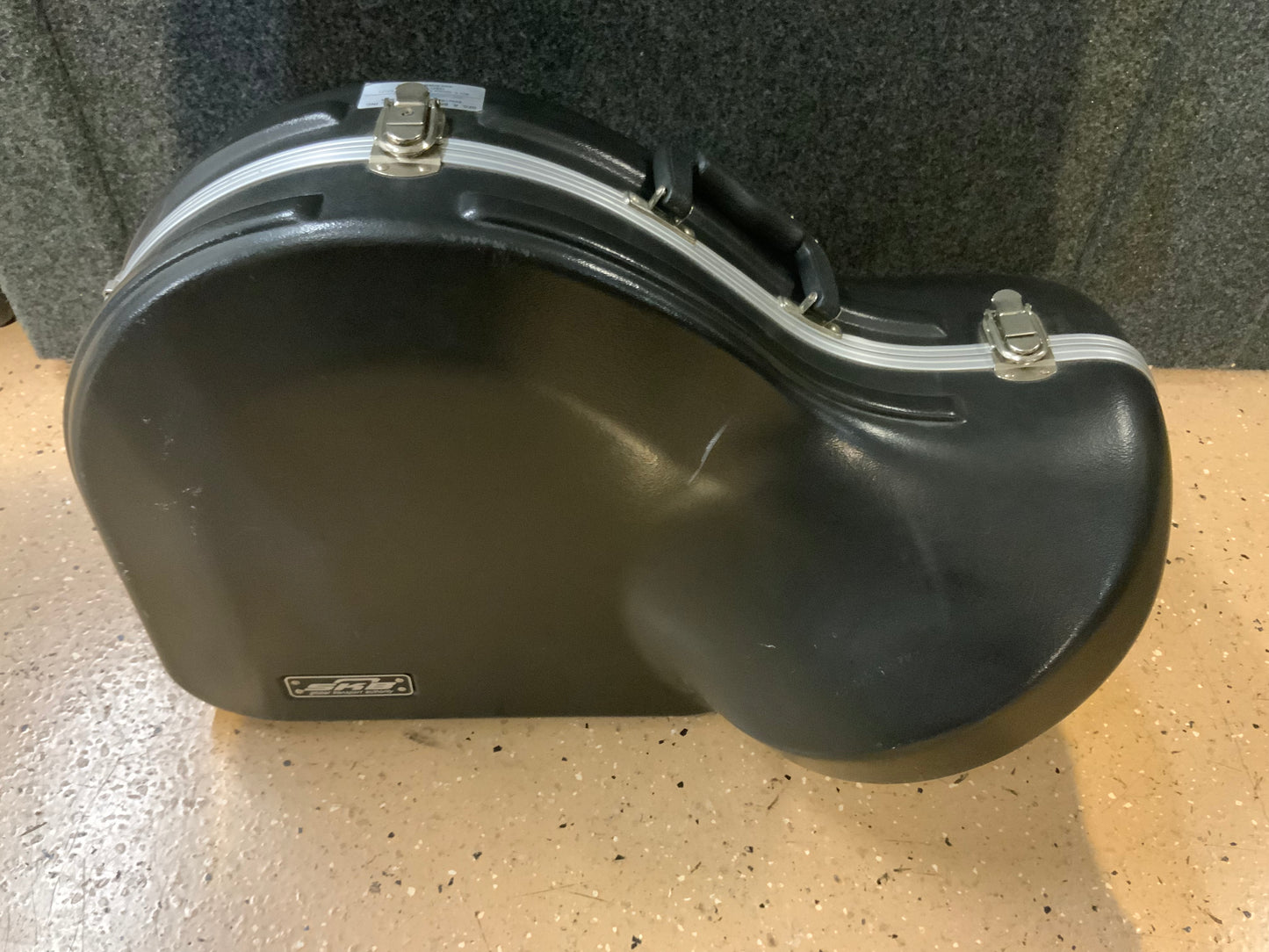 Anthem A-5000 Double French Horn (used, good condition)