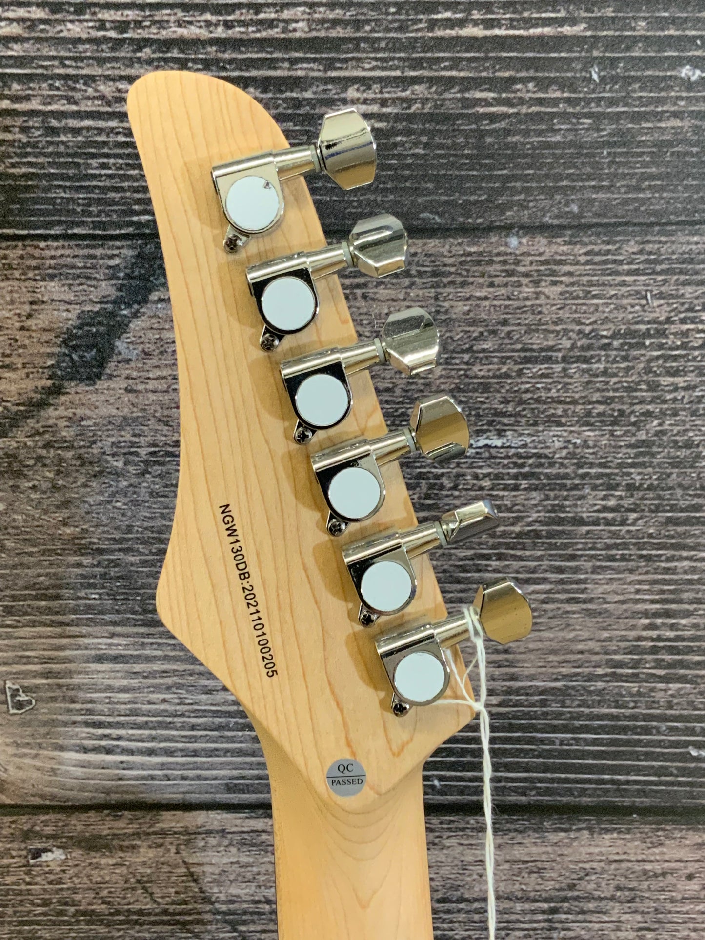 Nashville Guitar Works Strat style electric guitar LIGHT BLUE