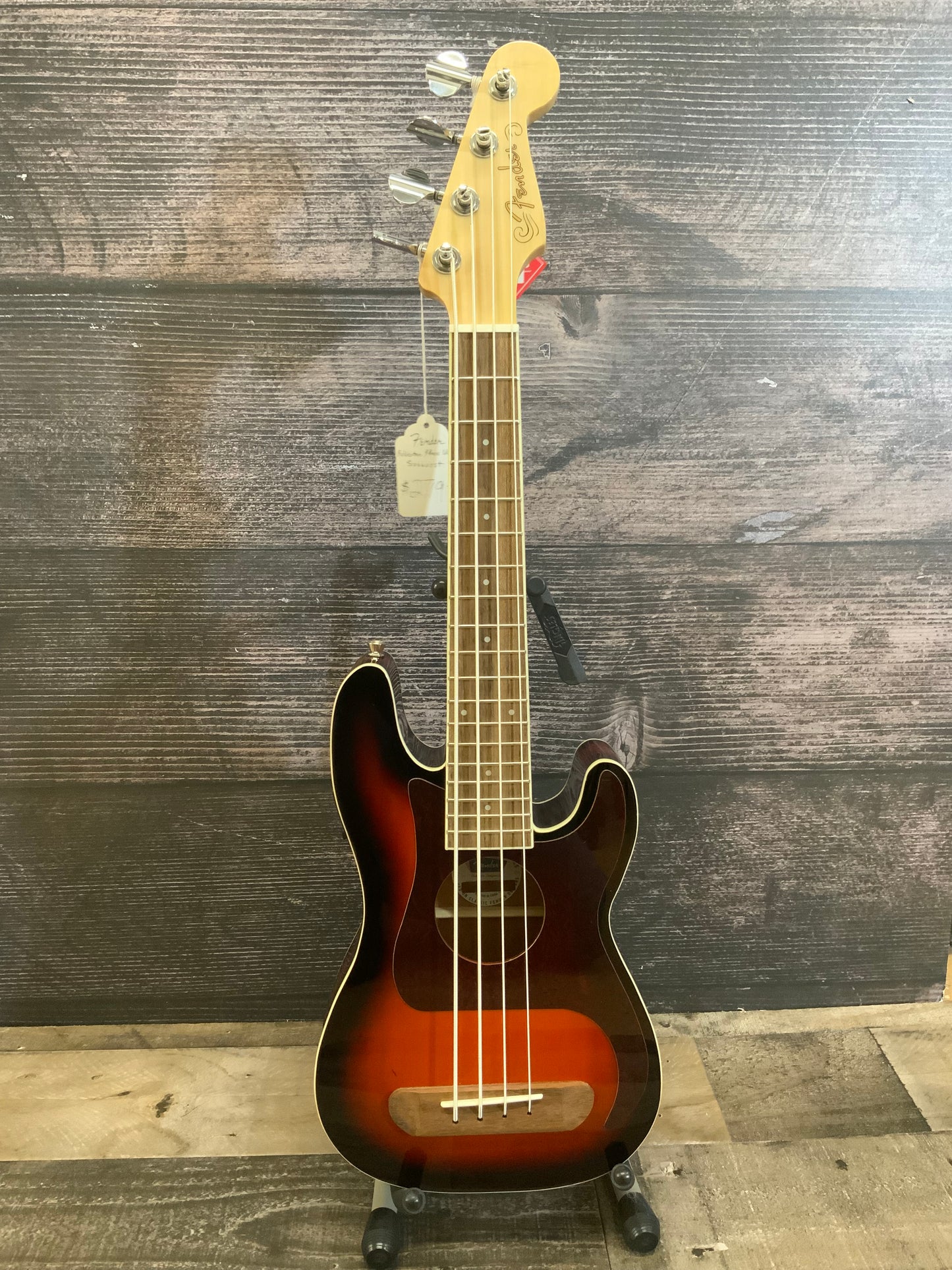 Fender Fullerton P-Bass Uke Sunburst