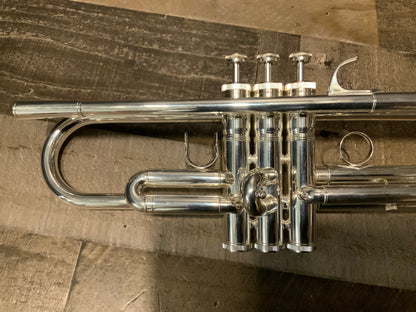 Blessing 1660 Silver Plated Bb Trumpet (used, near mint excellent condition)