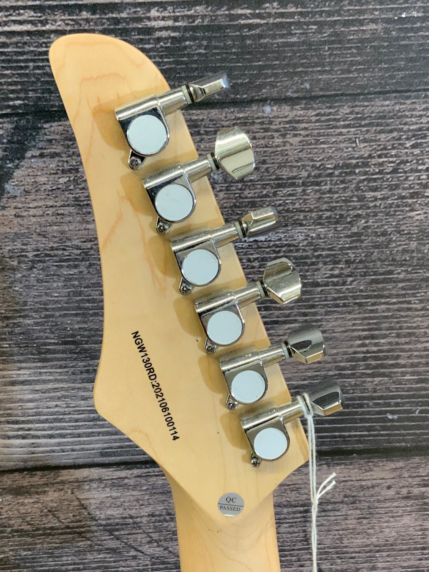 Nashville Guitar Works Strat style electric guitar RED