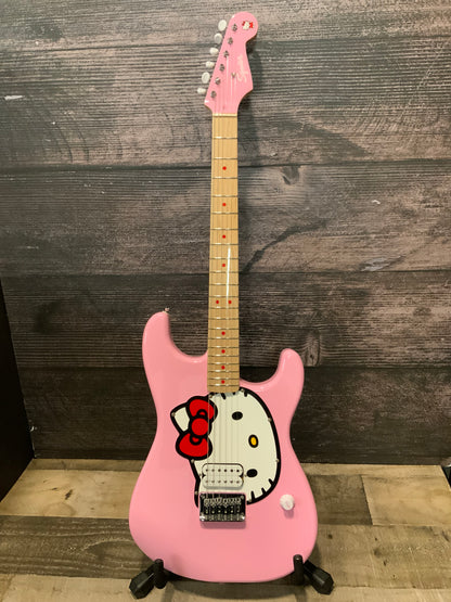 Squier Hello Kitty Stratocaster - Pink Finish
