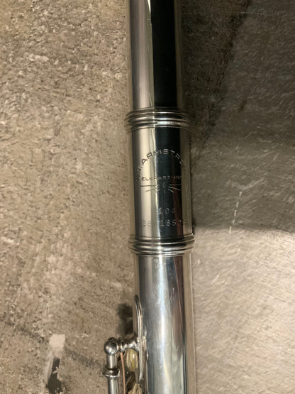 Armstrong 104 Student Model Flute (used, very good condition)
