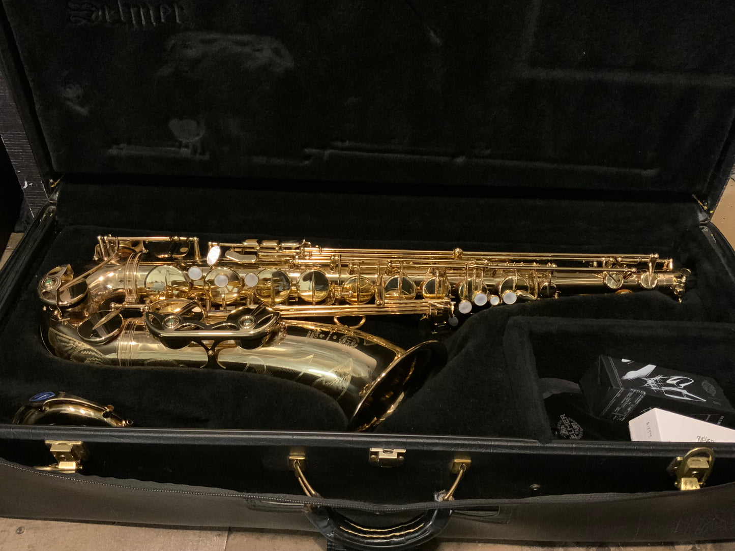 Selmer Super Action 80 Series II Tenor Saxophone (used, very good condition)