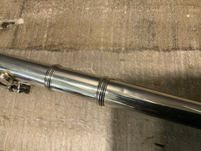 Armstrong 104 Student Model Flute (used, very good condition)