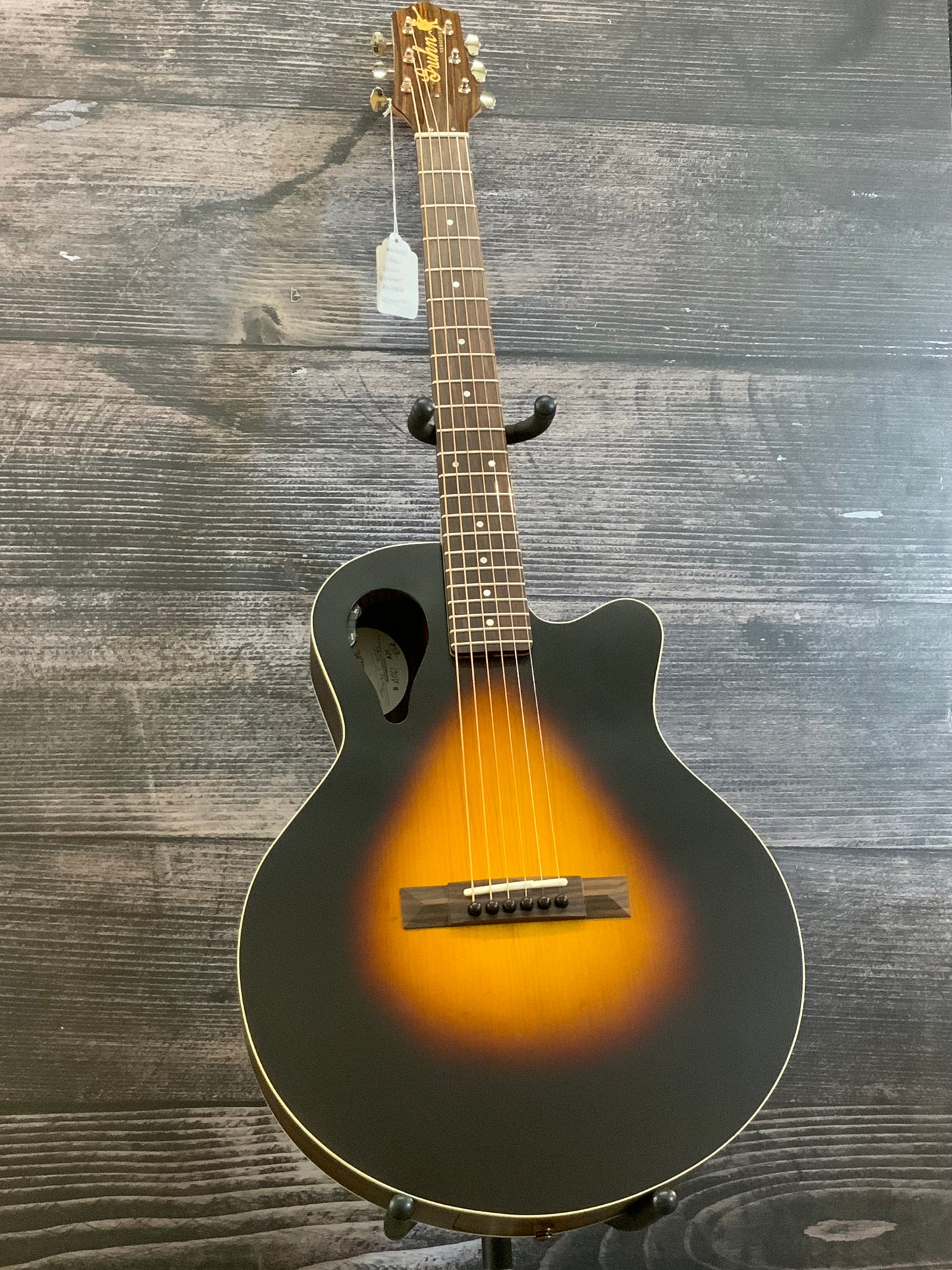 Gruhn Versitar AM9470 ADI/EIR Acoustic/Electric Guitar