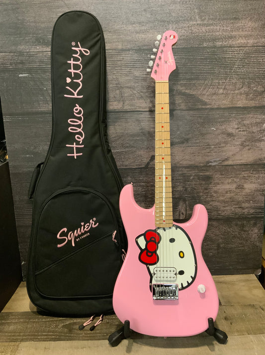 Squier Hello Kitty Stratocaster - Pink Finish