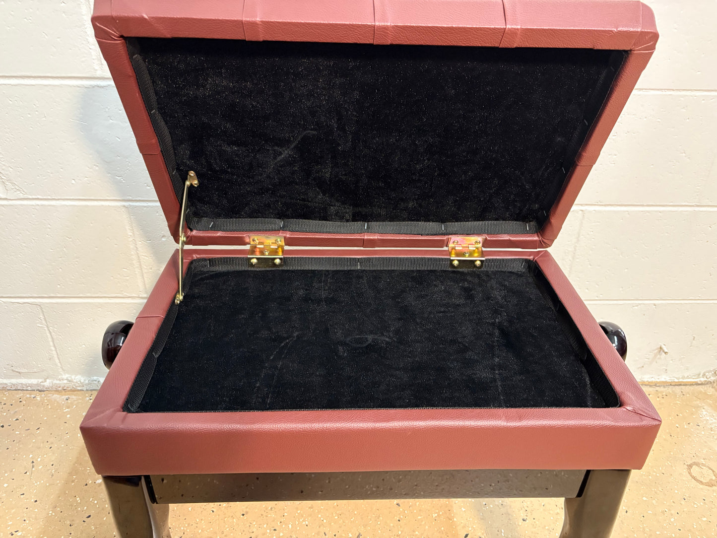Artist Piano Bench with French Legs