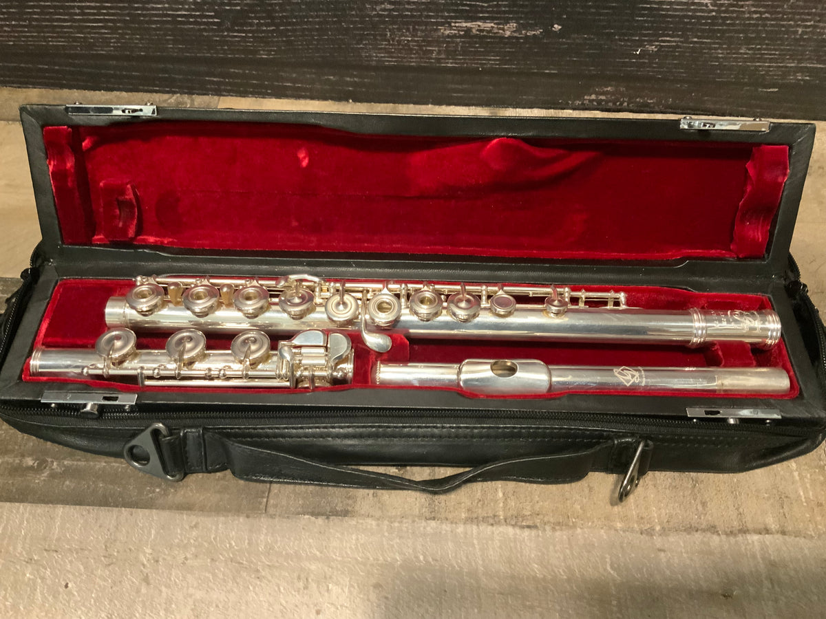 Gemeinhardt 33SB Open-Hole Professional Silver Flute (used, very good condition)