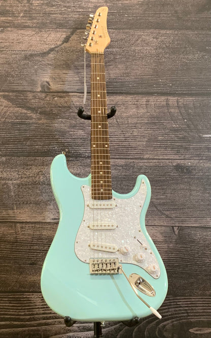 Nashville Guitar Works Strat style electric guitar LIGHT BLUE