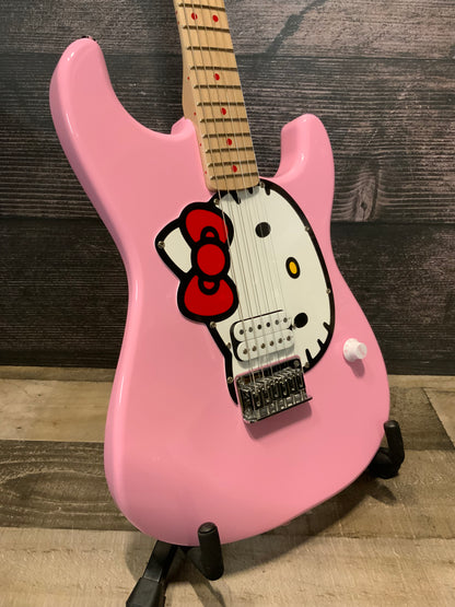Squier Hello Kitty Stratocaster - Pink Finish