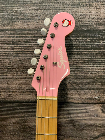 Squier Hello Kitty Stratocaster - Pink Finish