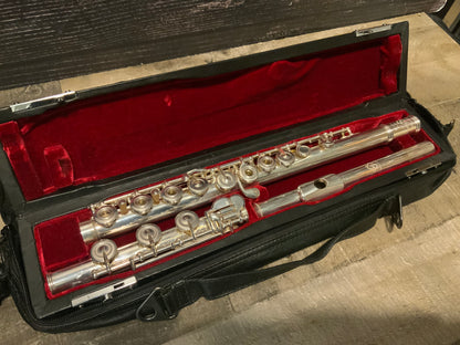 Gemeinhardt 33SB Open-Hole Professional Silver Flute (used, very good condition)