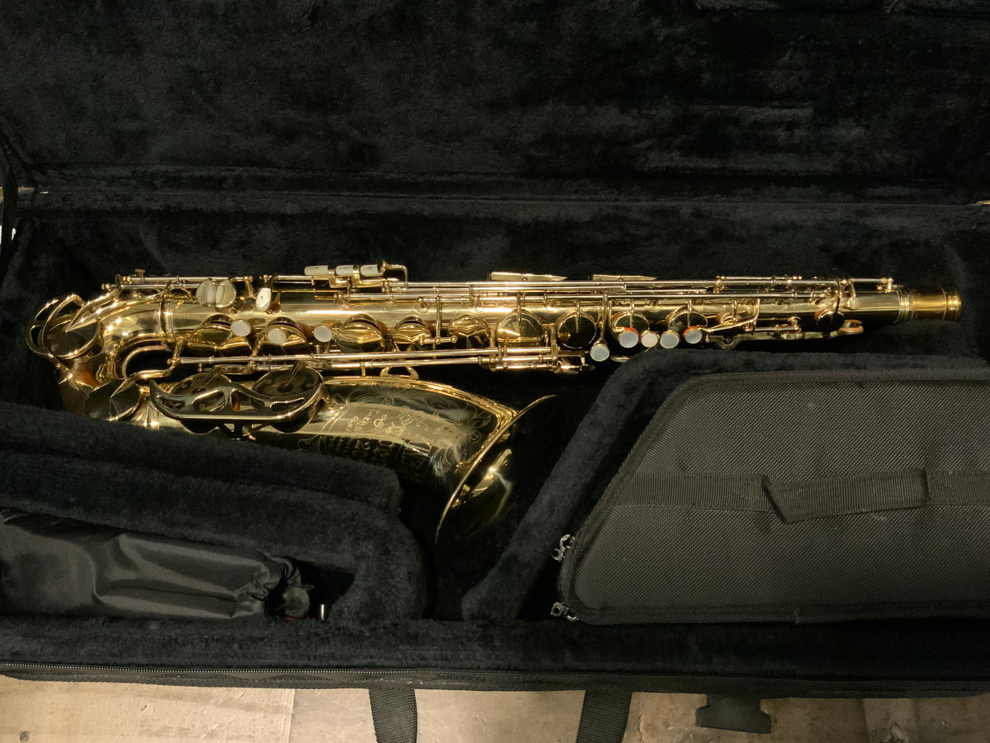 King Super 20 Tenor Saxophone - Full Pearl - Vintage 1950