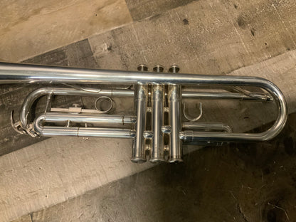Yamaha YTR2335 Silver Plated Trumpet (used, good condition)