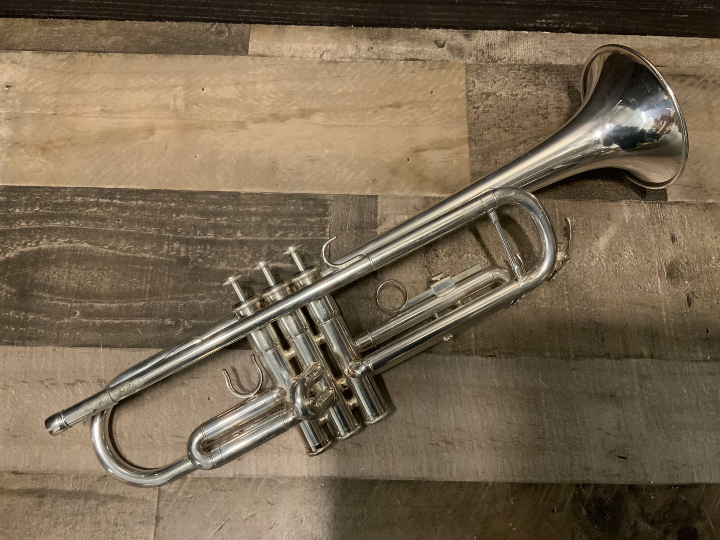 Yamaha YTR2335 Silver Plated Trumpet (used, good condition)