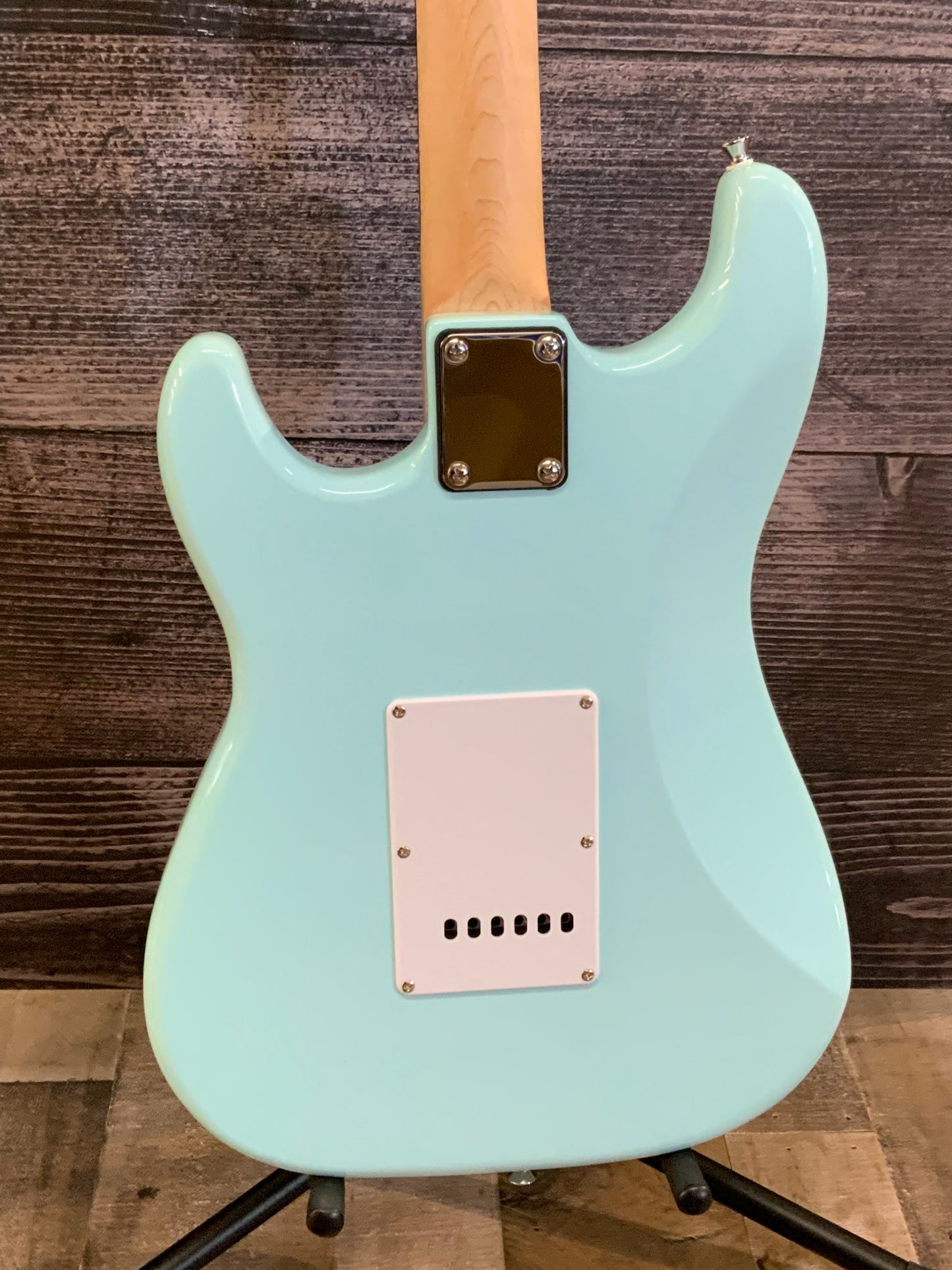 Nashville Guitar Works Strat style electric guitar LIGHT BLUE