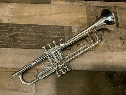 Blessing 1660 Silver Plated Bb Trumpet (used, near mint excellent condition)