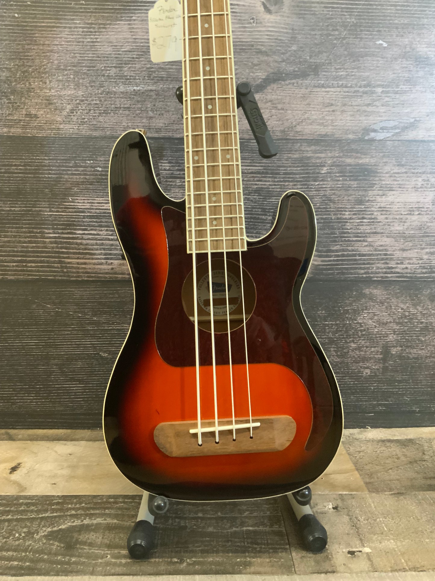 Fender Fullerton P-Bass Uke Sunburst