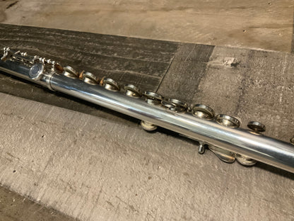 Armstrong 104 Student Model Flute (used, very good condition)