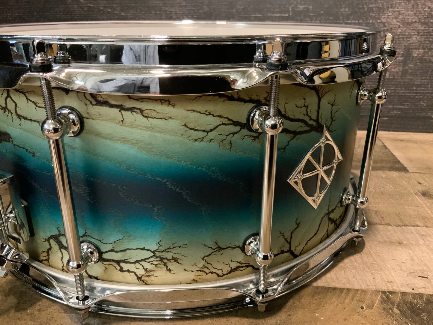 Dixon Artisan Ash Enchanted Electric Blue Burst 6.5” x 14” Snare PDSAN654EA