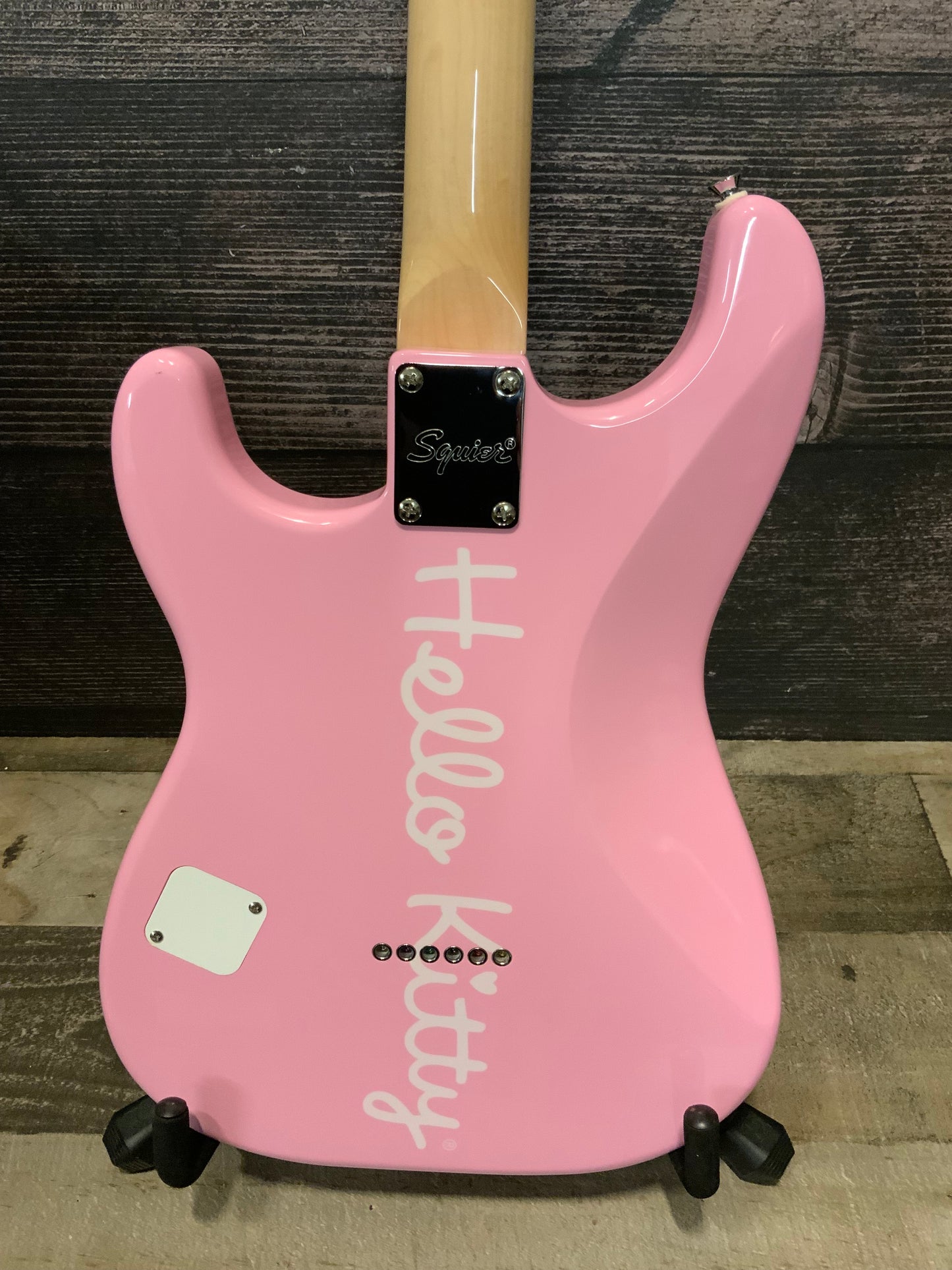 Squier Hello Kitty Stratocaster - Pink Finish