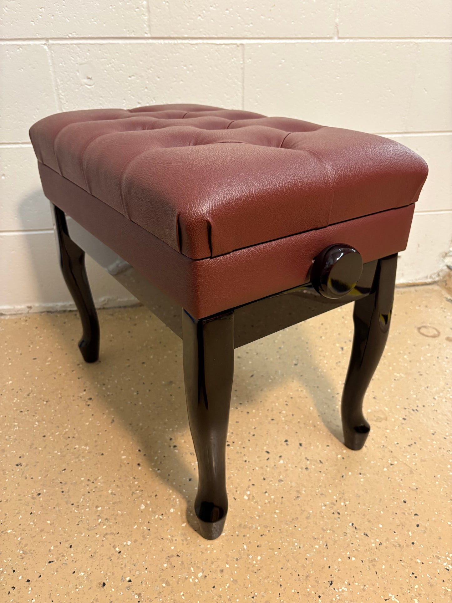 Artist Piano Bench with French Legs