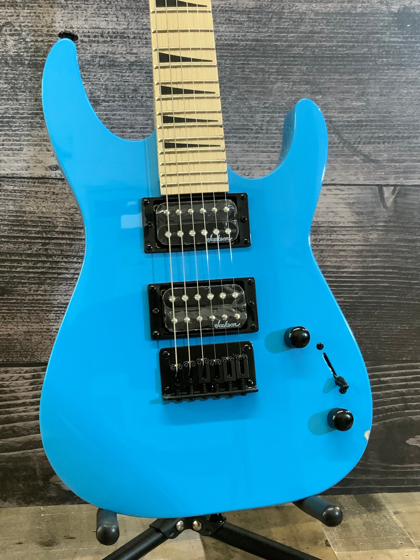 Jackson JS1X-DK (used, near mint)