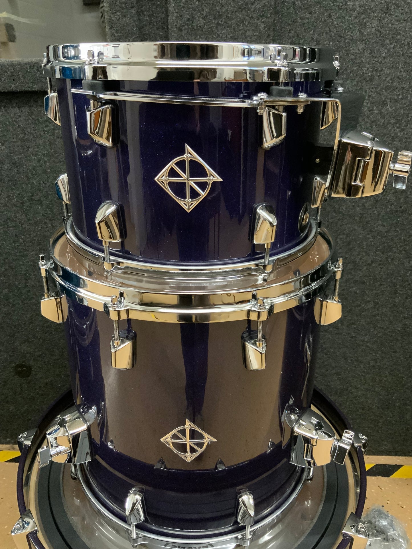 Dixon Artisan Maple 320 Drum Shell Kit PODAN320-04-FDS-CR - Future Dusk Sparkle