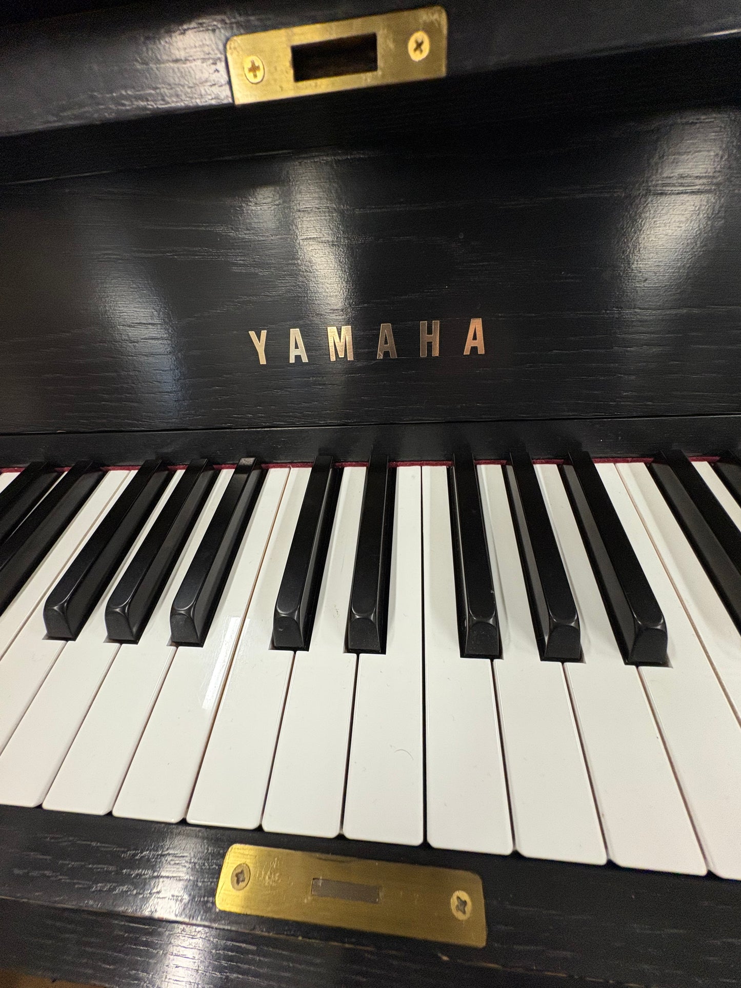 1996 Yamaha P22 Upright Piano