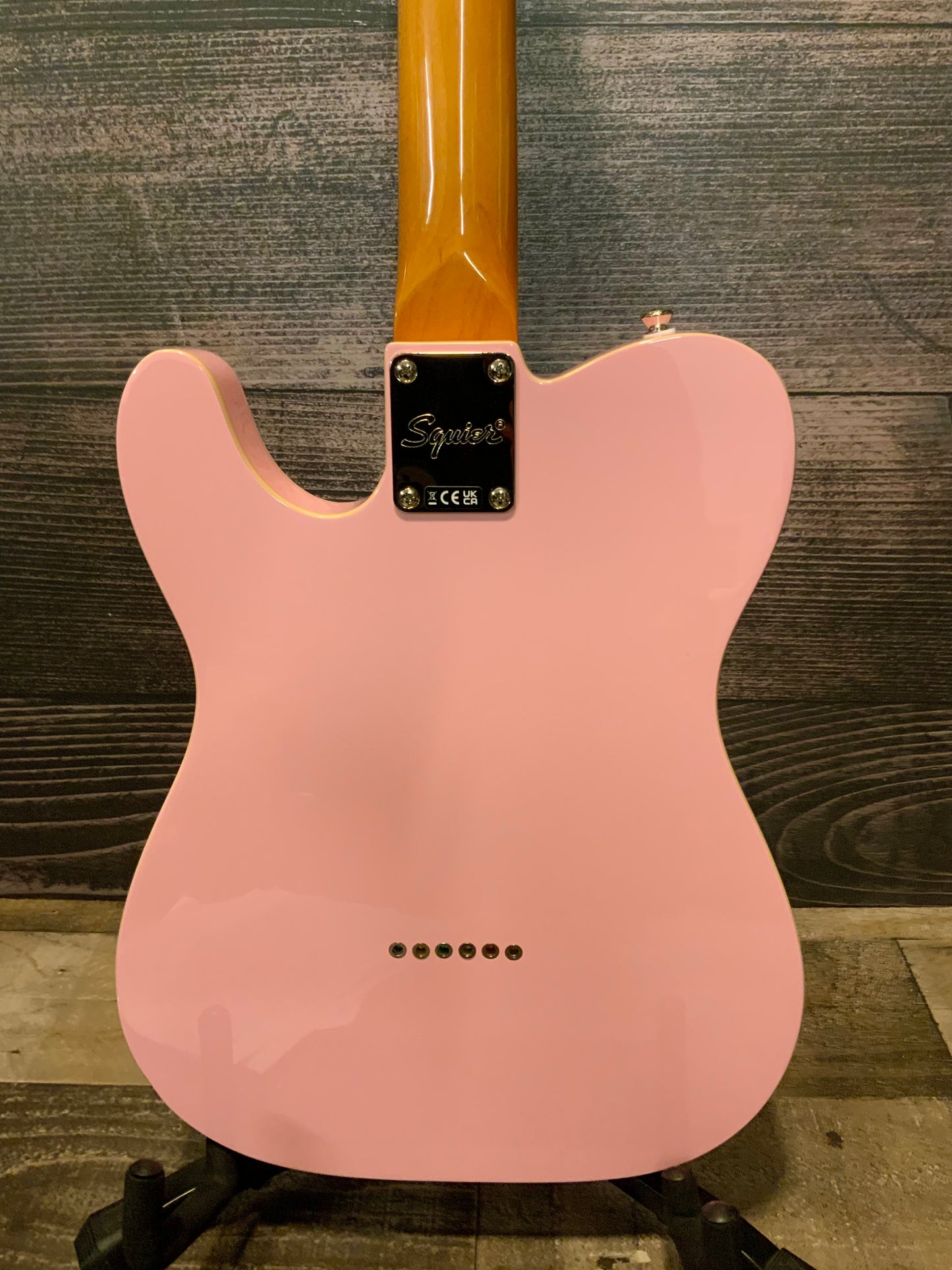 Squier Classic Vibe 60s Custom Esquire Telecaster - Shell Pink (used, near mint factory 2nd)