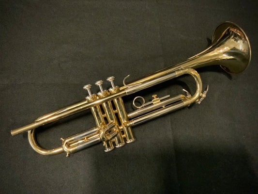 Blessing B-125 Student Model Bb Trumpet (used, very good condition)