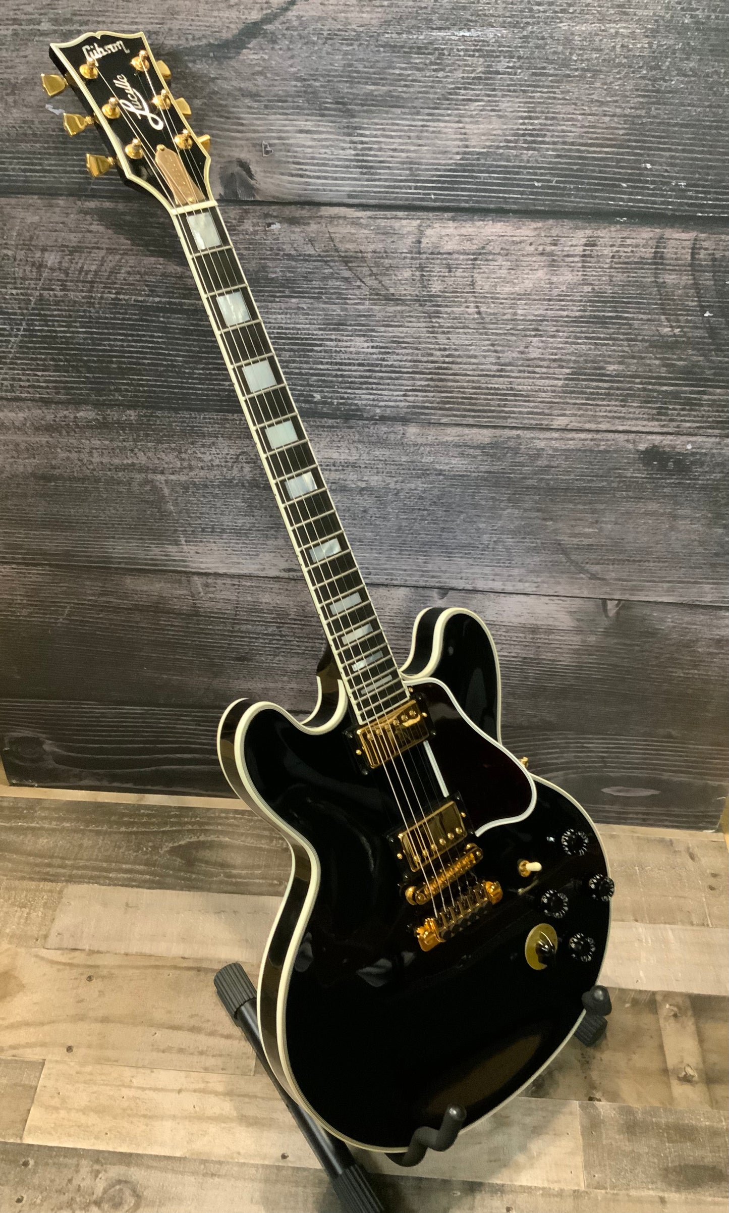 Gibson B.B. King Signature Lucille Electric Guitar (used, very good condition)