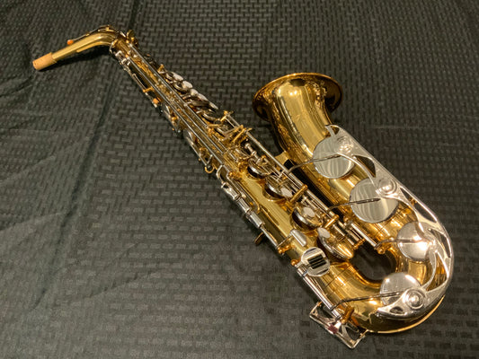 Vito Student Model Alto Saxophone Made in Japan (used, very good condition)