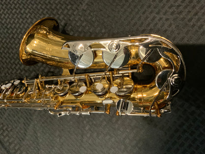 Vito Student Model Alto Saxophone Made in Japan (used, very good condition)