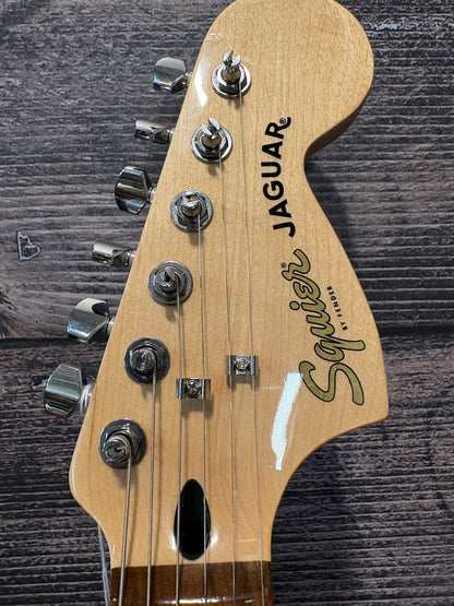 Squier Affinity Series Jaguar - Mystic Seafoam (near mint factory 2nd)