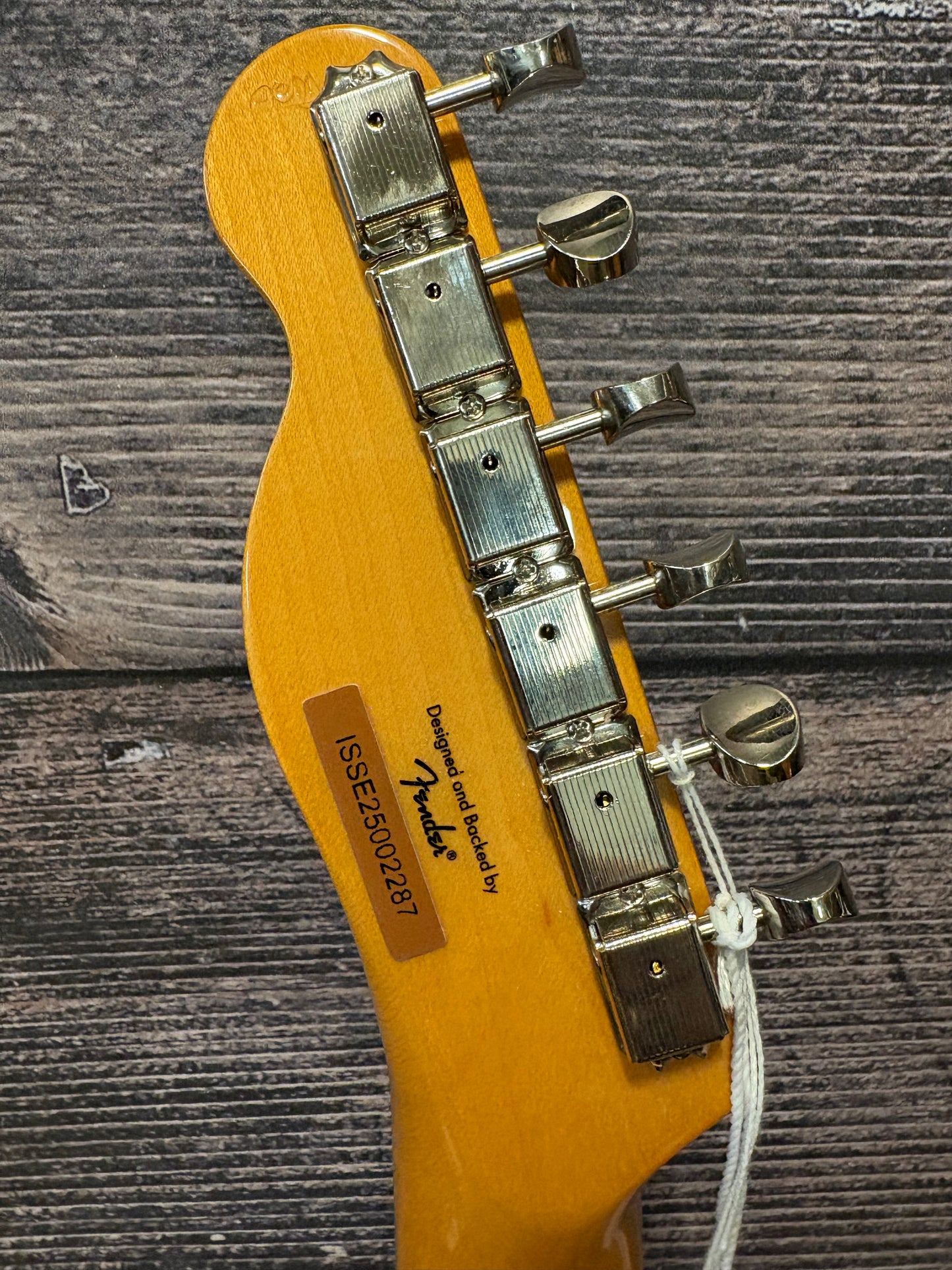 Squier Classic Vibe 60s Custom Esquire Telecaster - Shell Pink (used, near mint factory 2nd)