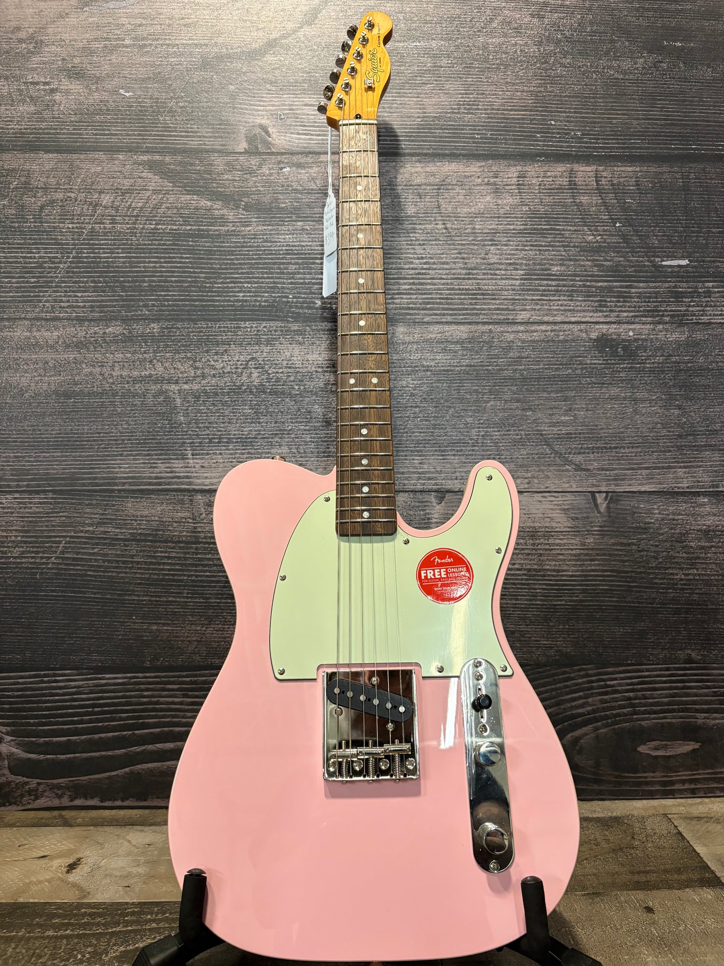 Squier Classic Vibe 60s Custom Esquire Telecaster - Shell Pink (used, near mint factory 2nd)