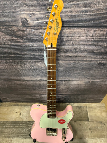 Squier Classic Vibe 60s Custom Esquire Telecaster - Shell Pink (used, near mint factory 2nd)