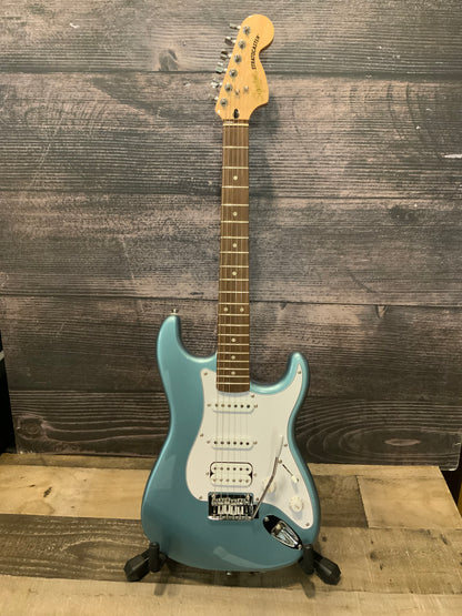 Squier Affinity Series Stratocaster Junior HSS - Ice Blue Metallic