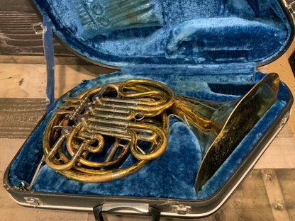 Holton H181 Farkas Double French Horn (used, fair condition)